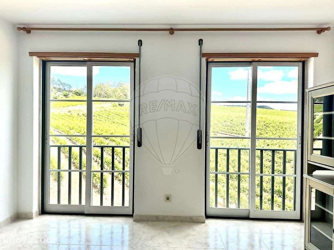 Apartamento T2 para arrendamento - Grande imagem: 4/15