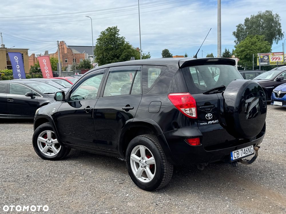 Toyota RAV4 2.2 D-CAT 4x4 Executive - 4