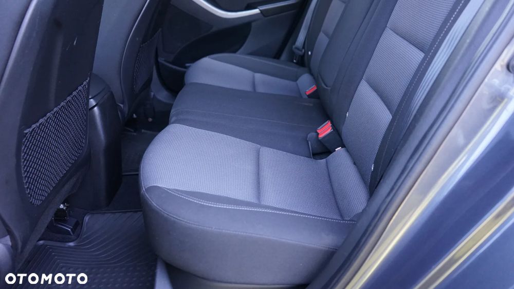 Hyundai i30 1.6 CRDi Style - 38