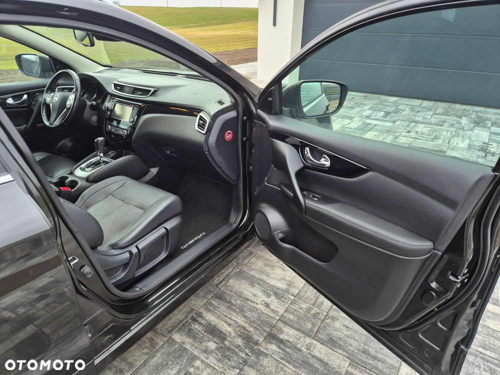 Nissan Qashqai 1.6 DCi Tekna Xtronic - 33