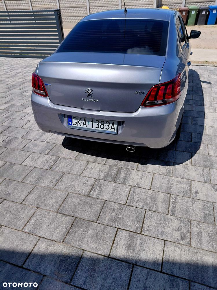 Peugeot 301 - 5