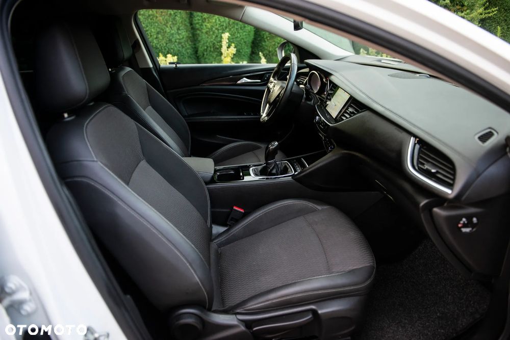 Opel Insignia 1.5 Direct InjectionTurbo Edition - 38