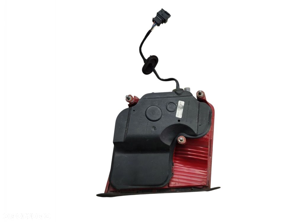 LAMPA PRAWY TYŁ W KLAPE AUDI A8 D3 (2002-2005) SEDAN 4E0945094C EUROPA - 3