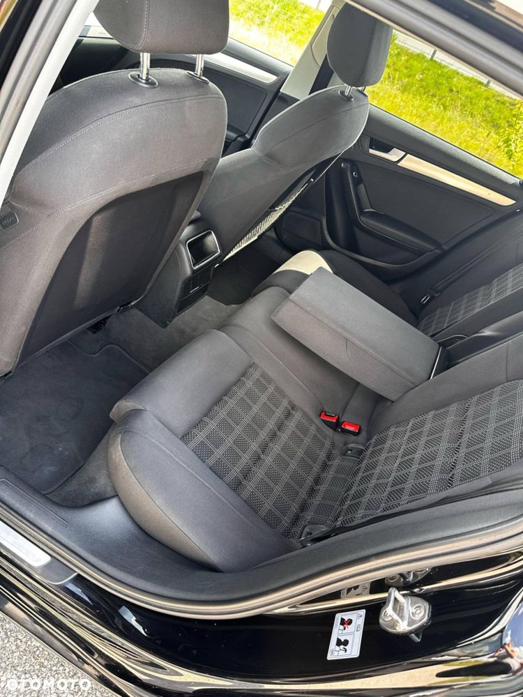 Audi A4 Avant 2.0 TDI DPF multitronic Ambiente - 4