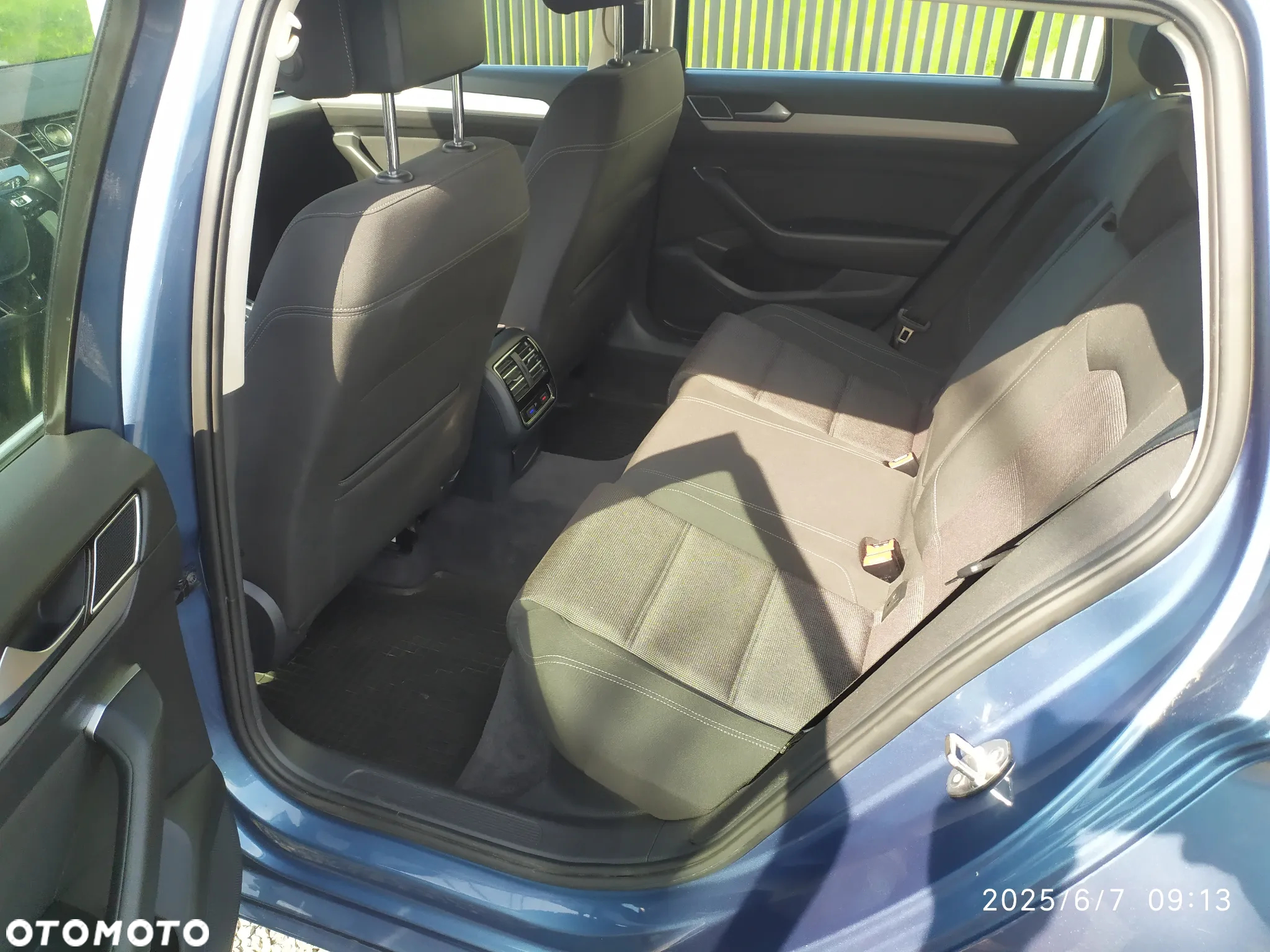 Volkswagen Passat Variant 1.6 TDI (BlueMotion Technology) Comfortline - 14