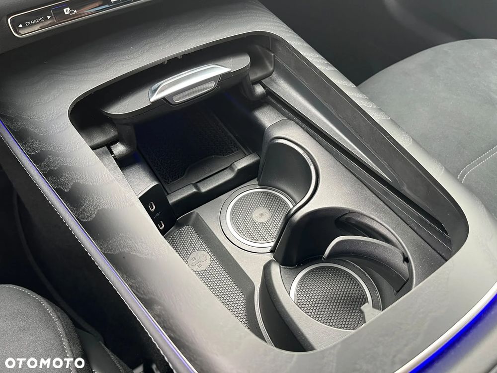 Mercedes-Benz Klasa E 220 d mHEV 4-Matic AMG 9G-Tronic - 29