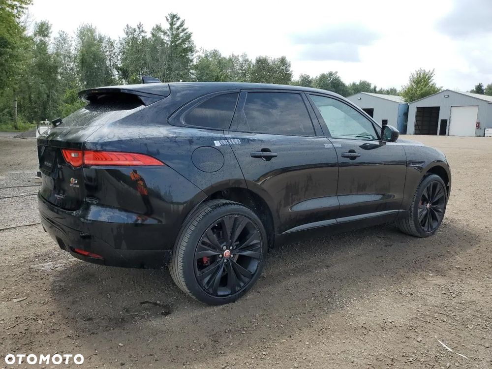 Jaguar F-Pace 3.0 V6 AWD S - 4