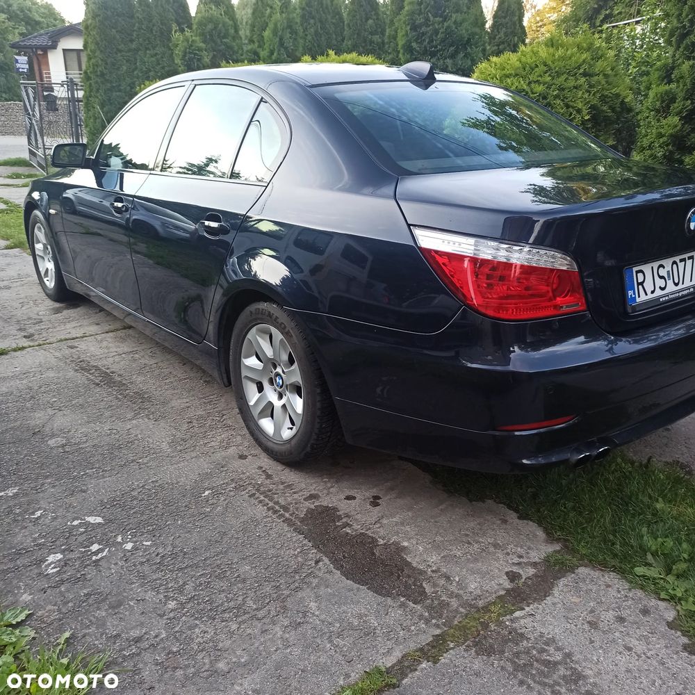 BMW Seria 5 523i - 3