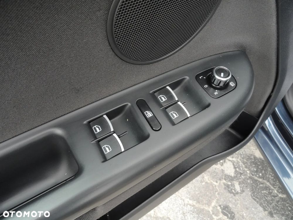 Volkswagen Golf Plus 2.0 TDI DPF Life - 18