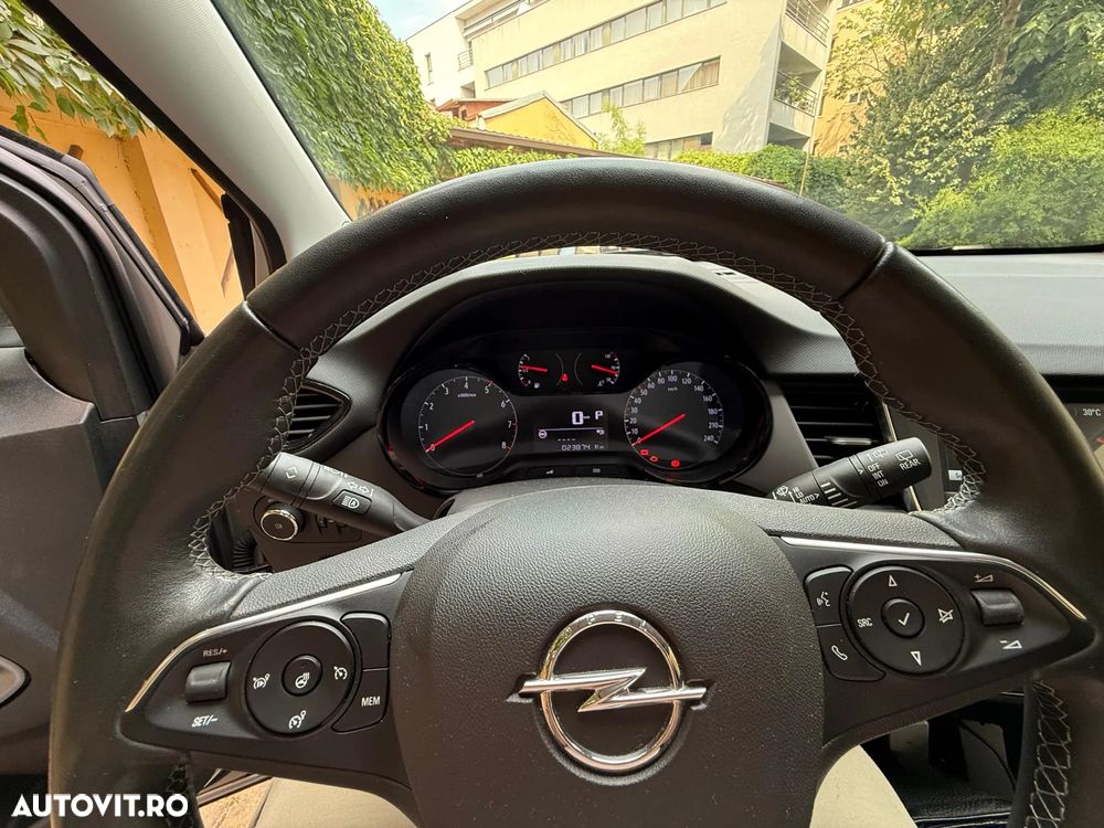 Opel Crossland - 10