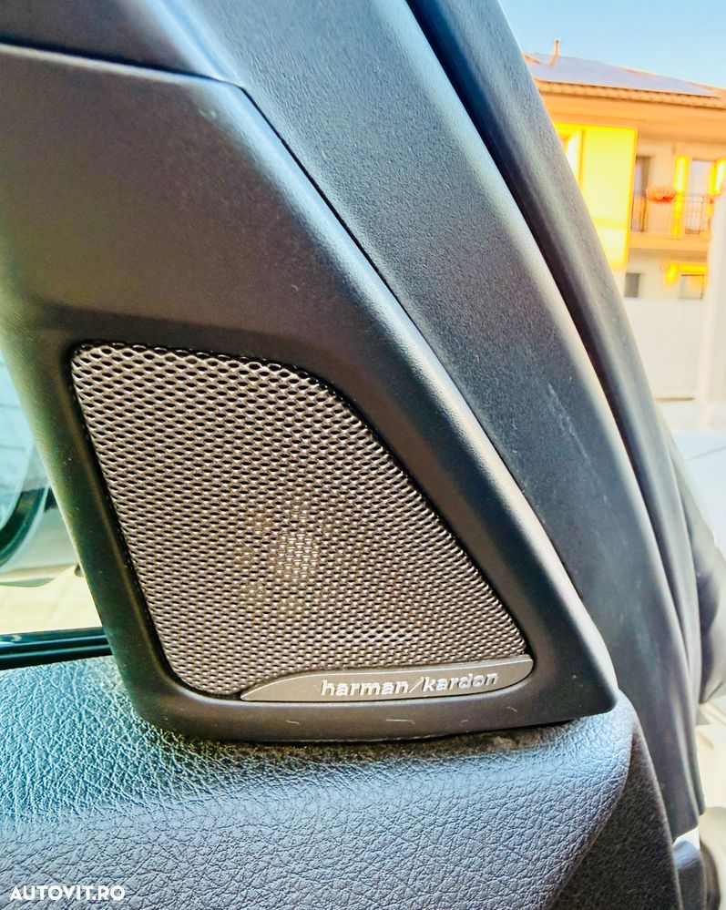 BMW Seria 5 520d AT - 13