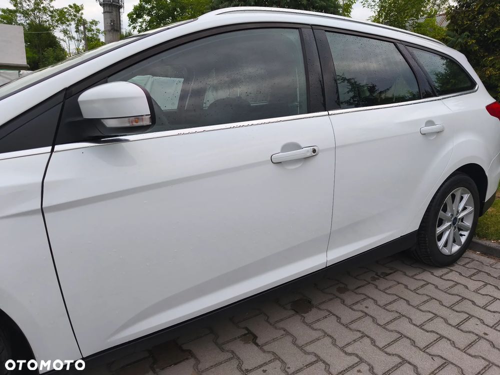 Ford Focus 1.5 EcoBoost Titanium - 9