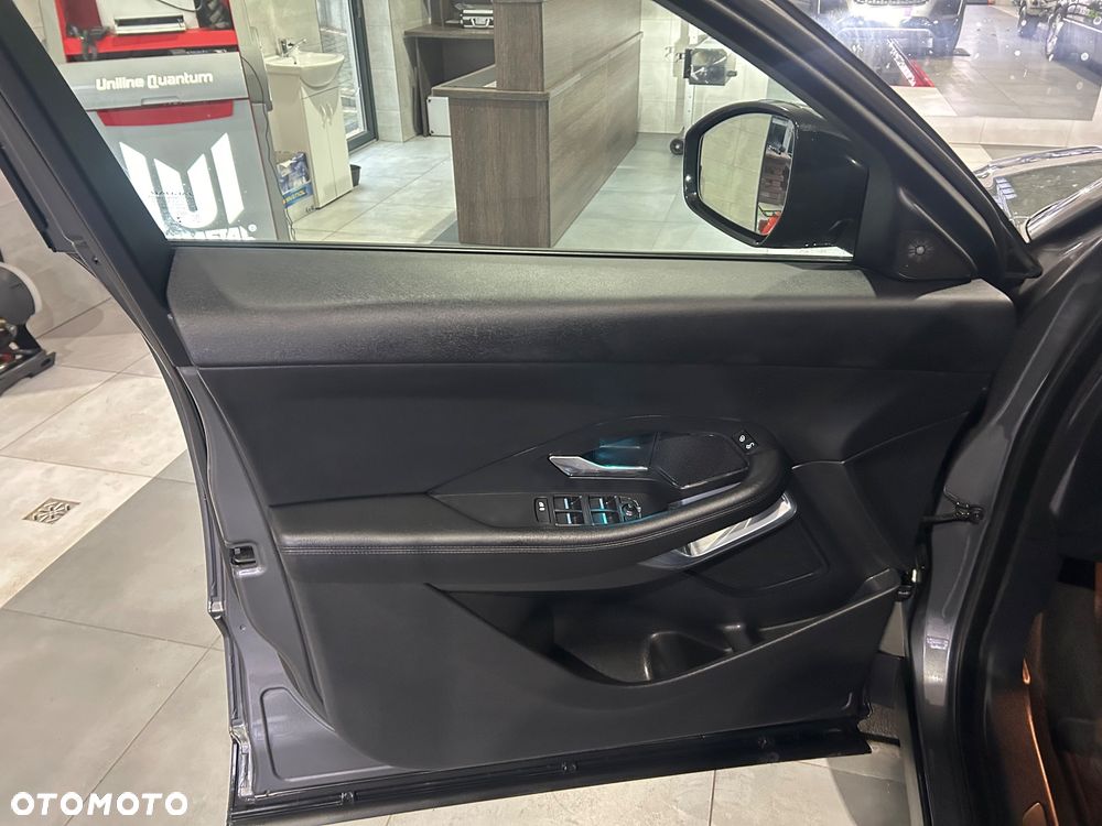 Jaguar E-Pace D150 R-Dynamic - 18