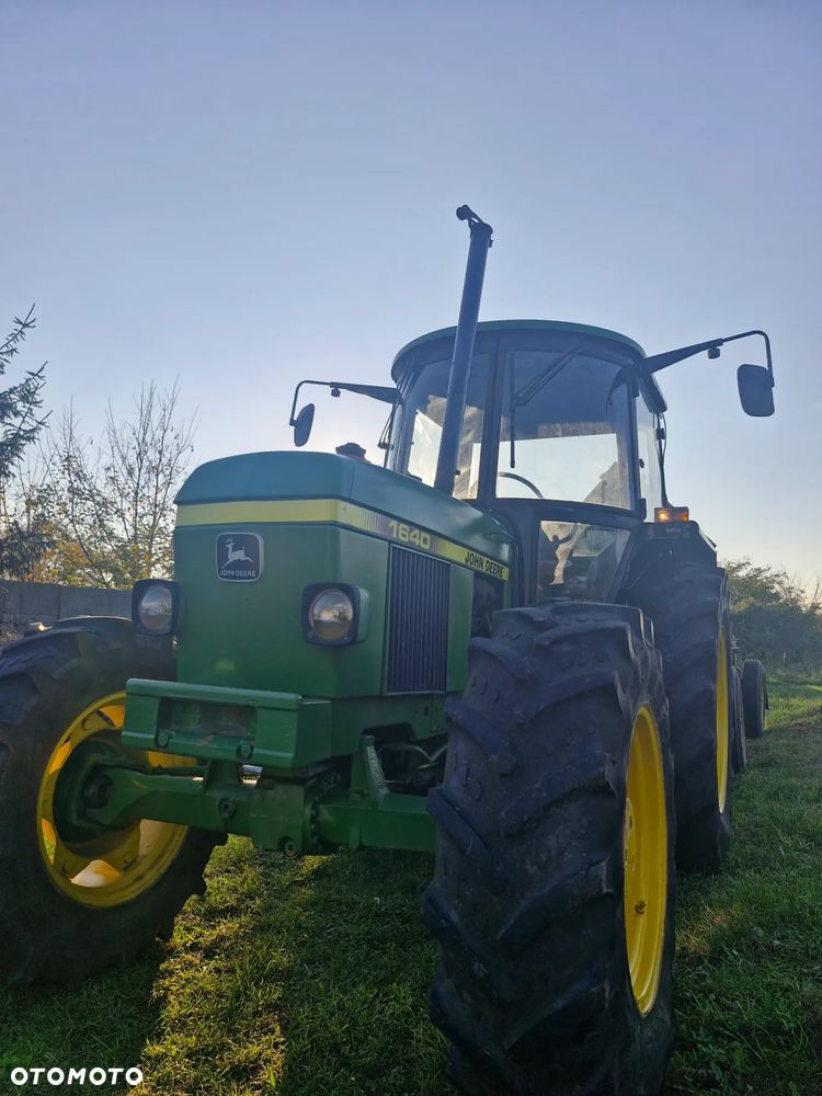 John Deere 1640 - 17