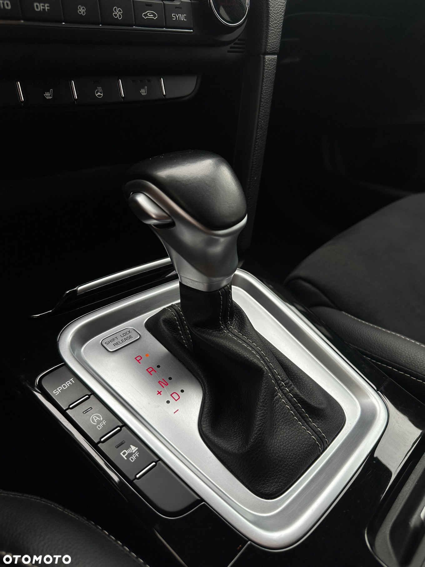 Kia ProCeed 1.4 T-GDI DCT7 OPF GT LINE - 25