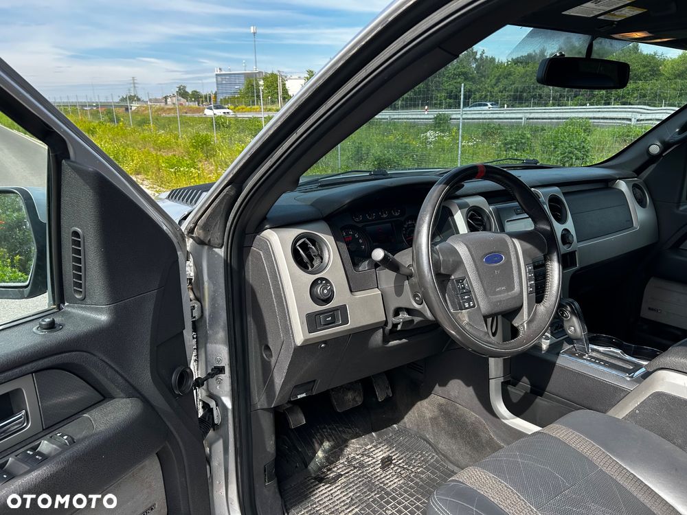 Ford Inny - 11