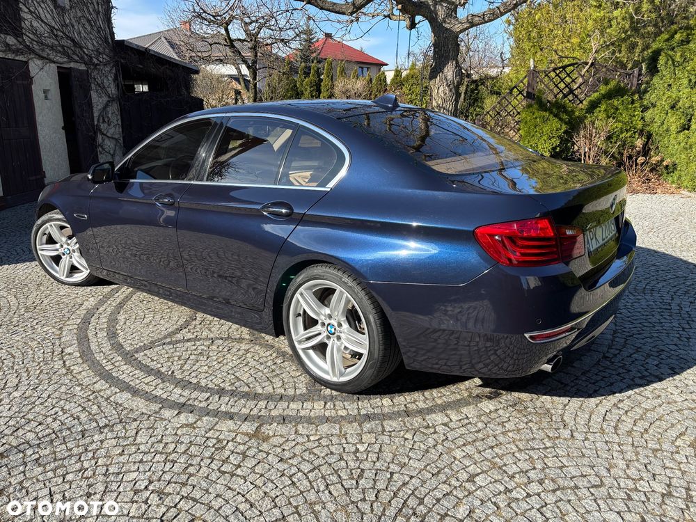BMW Seria 5 535i xDrive Sport-Aut Luxury Line - 26