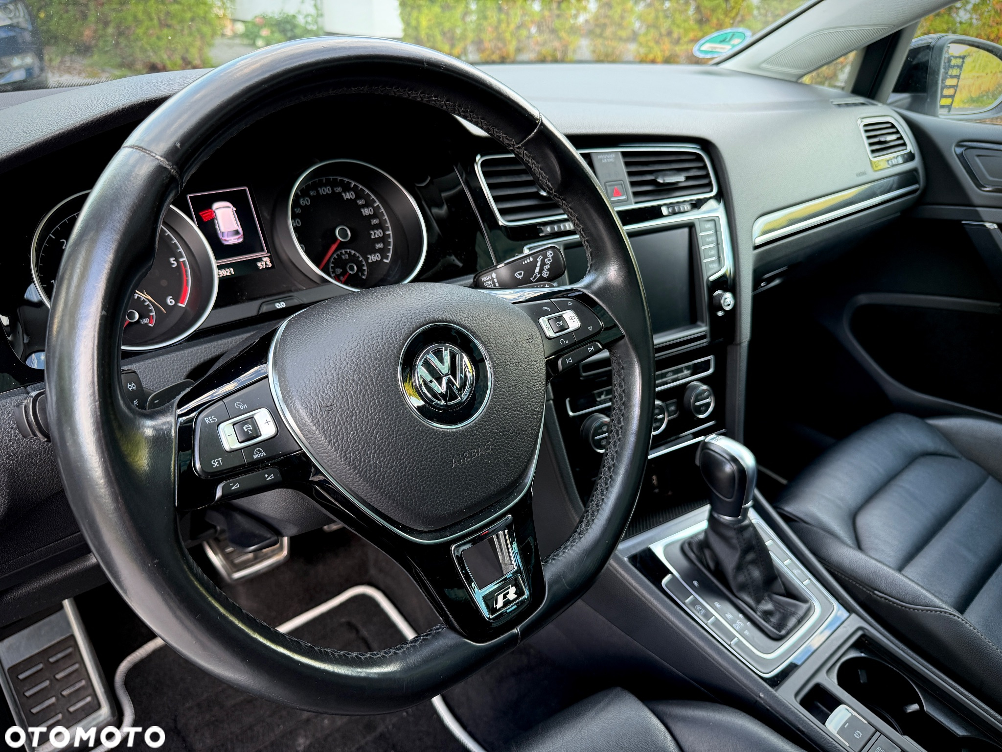 Volkswagen Golf VII 2.0 TDI BMT Highline DSG - 16