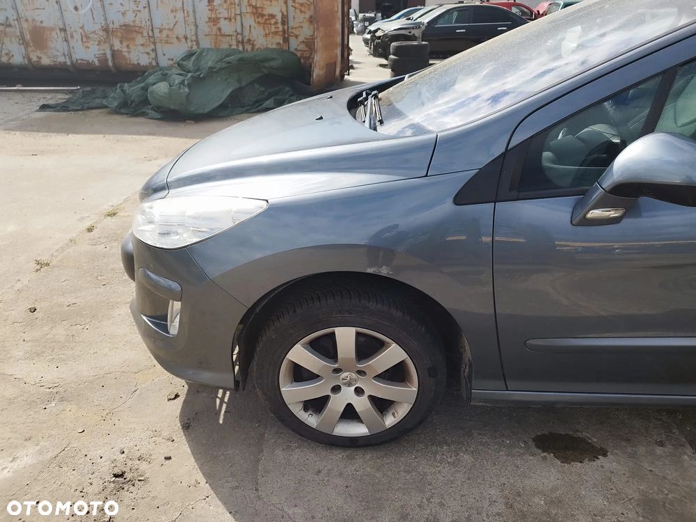 Błotnik Lewy Peugeot 308 HB 1,6-16V T7 2009 KTH - 1
