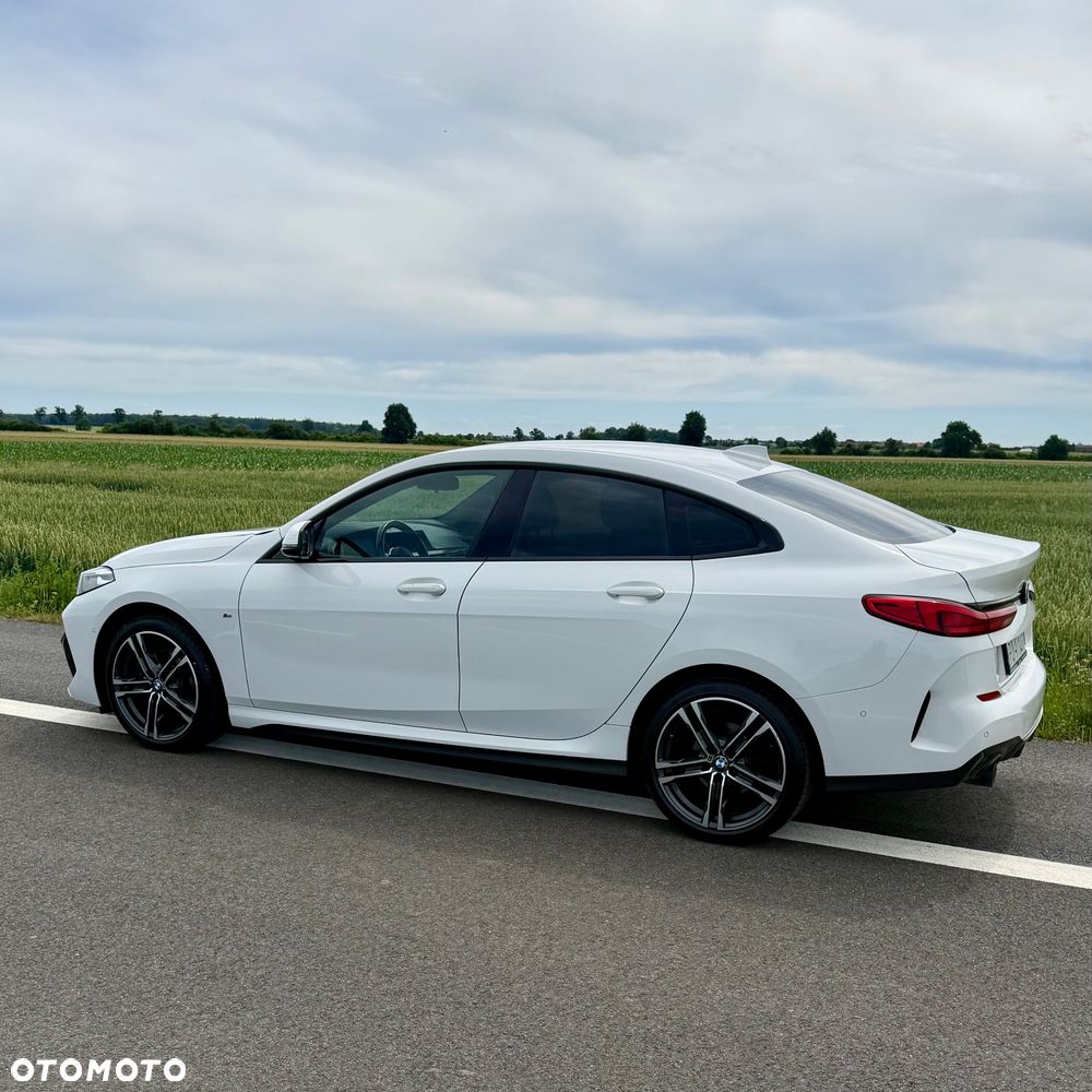 BMW Seria 2 218i - 10