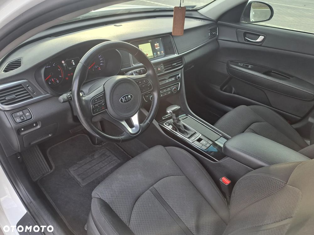 Kia Optima 1.7 CRDI L DCT - 10