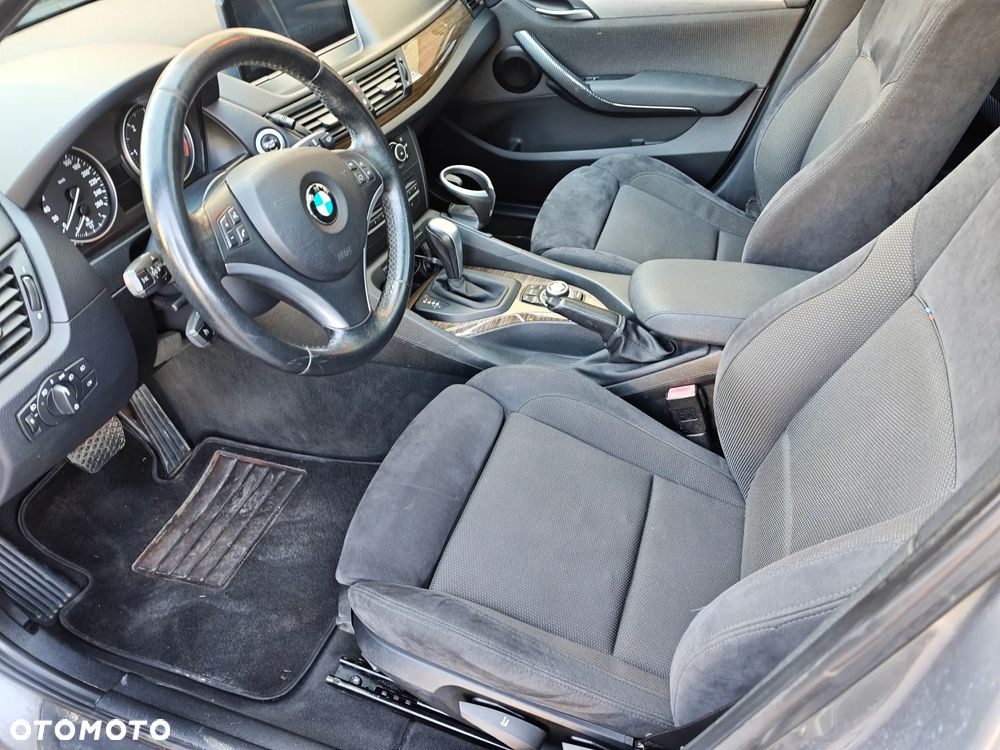 BMW X1 sDrive20d - 14