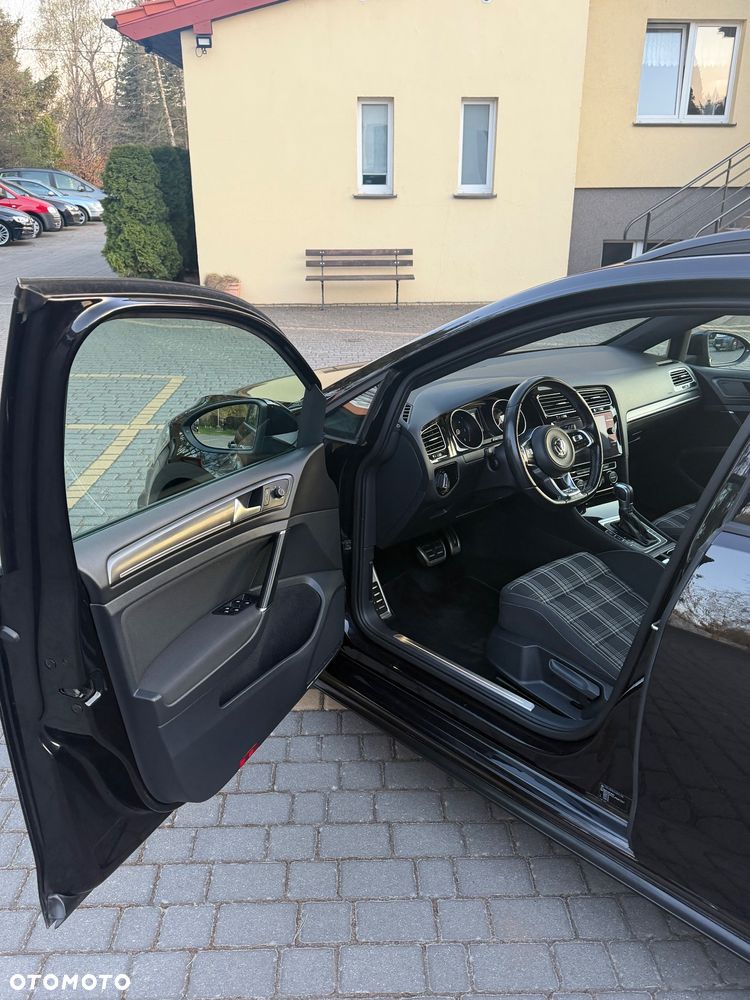 Volkswagen Golf GTD (BlueMotion Technology) DSG - 16