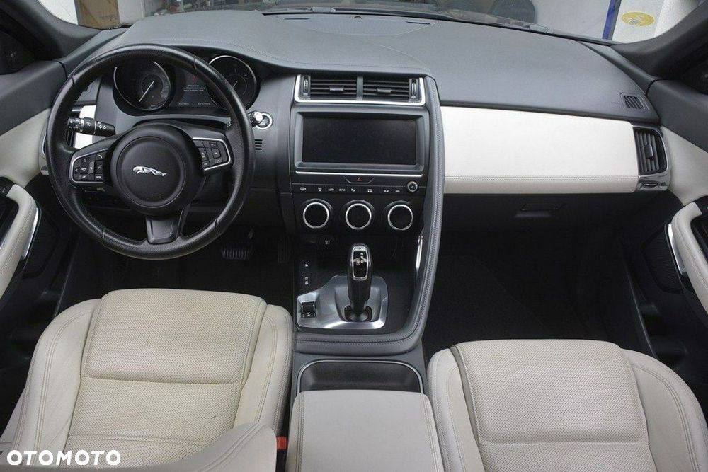 Jaguar E-Pace 2.0 i4D AWD S - 12