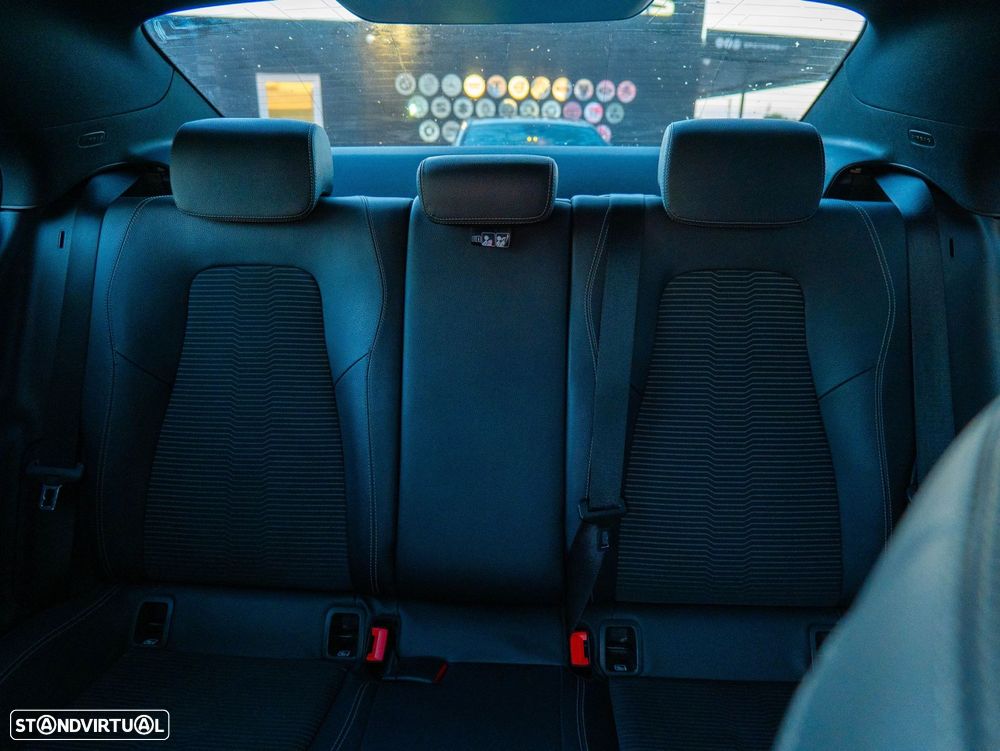 Mercedes-Benz CLA 180 d Progressive Aut. - 23