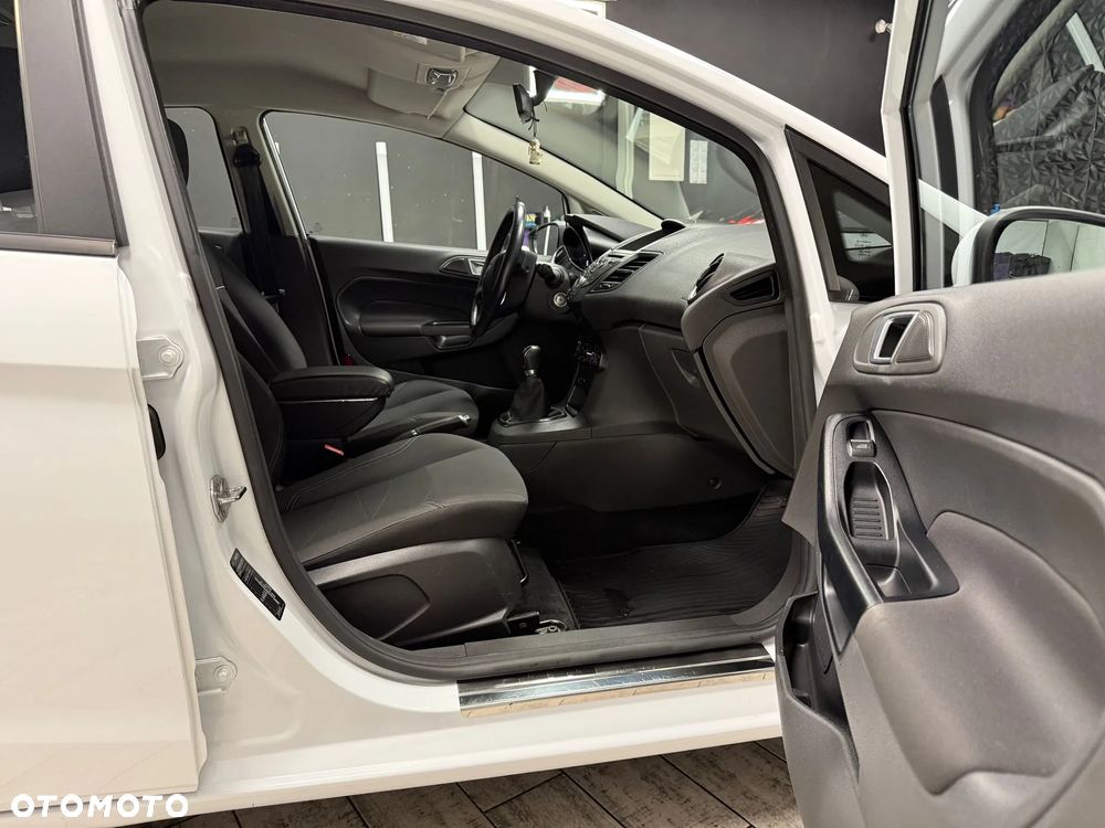 Ford Fiesta 1.25 Gold X - 11