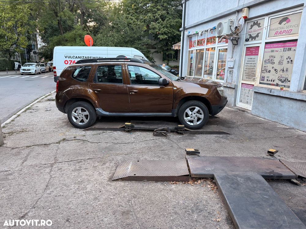 Dacia Duster 1.6 4x4 Prestige - 2