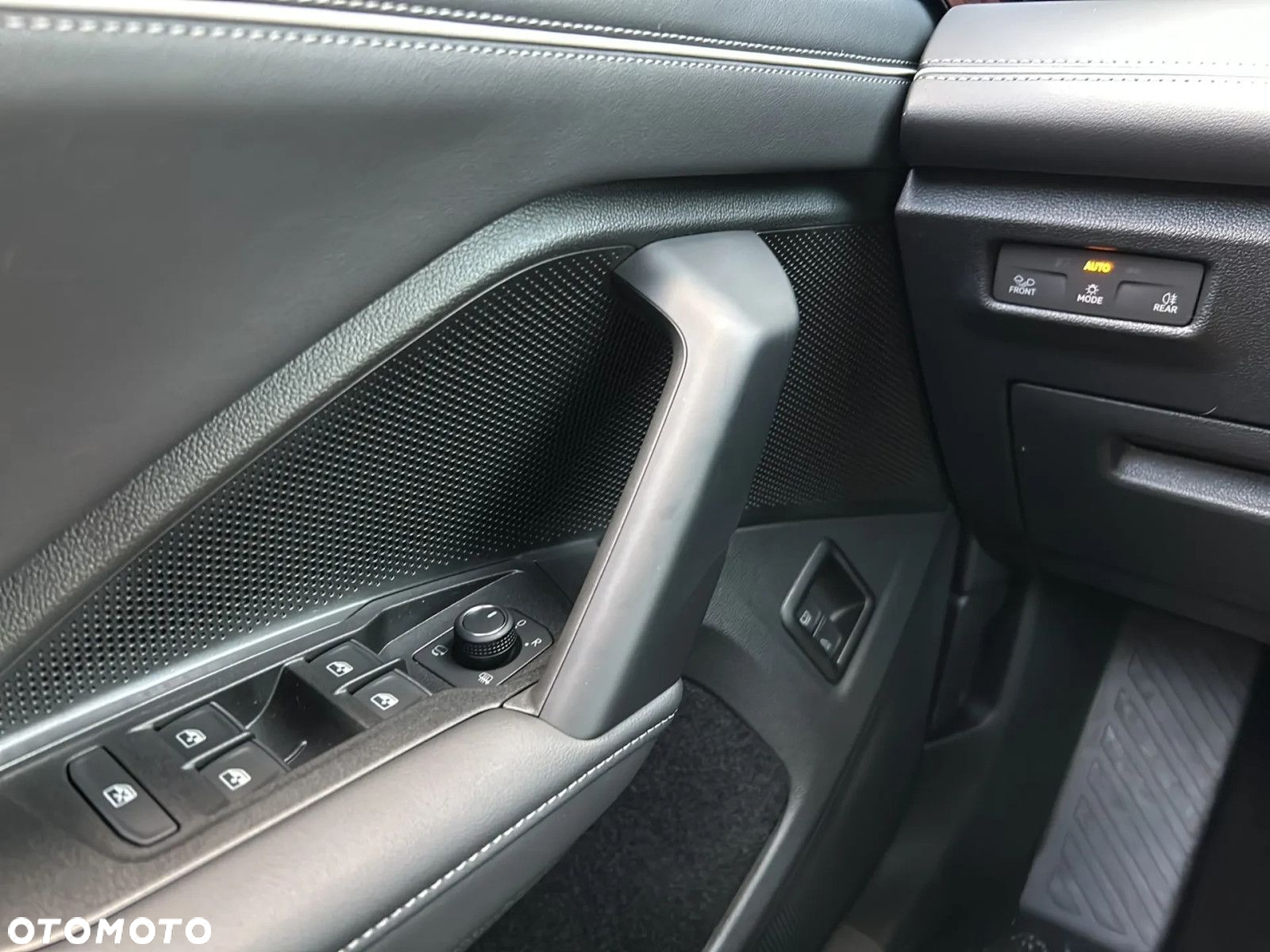 Volkswagen Tiguan - 18