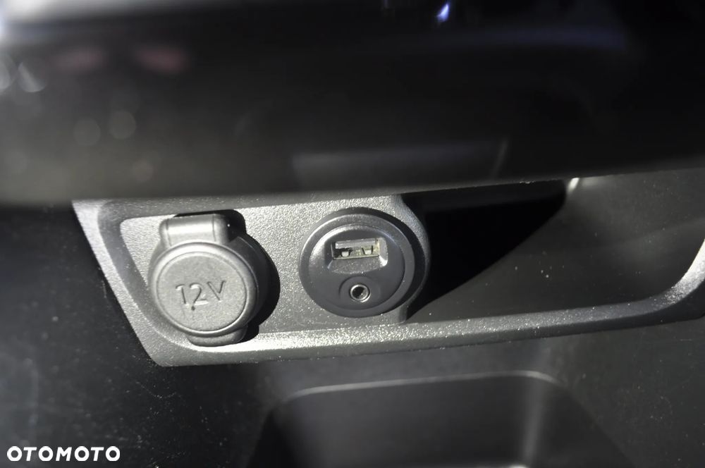 Peugeot 2008 - 24
