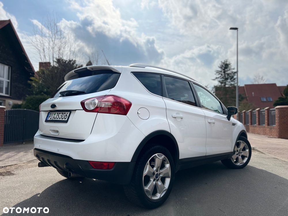 Ford Kuga 2.0 TDCi 4x4 Titanium - 4