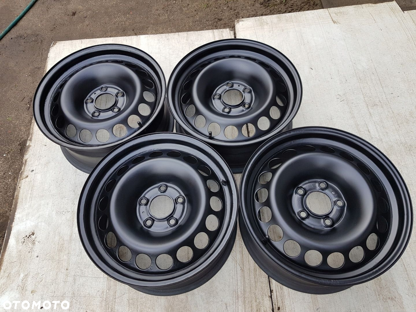 FELGI 16 AUDI A4 B8 B9 ET39 8K0 601 027A - 2