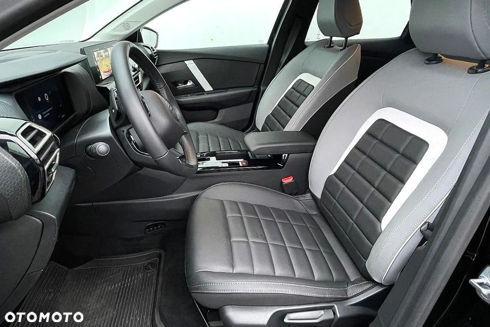 Citroën C4 1.2 mHEV Max eDCT6 - 8