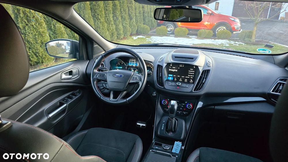 Ford Kuga 2.0 TDCi 4x4 ST-Line - 19