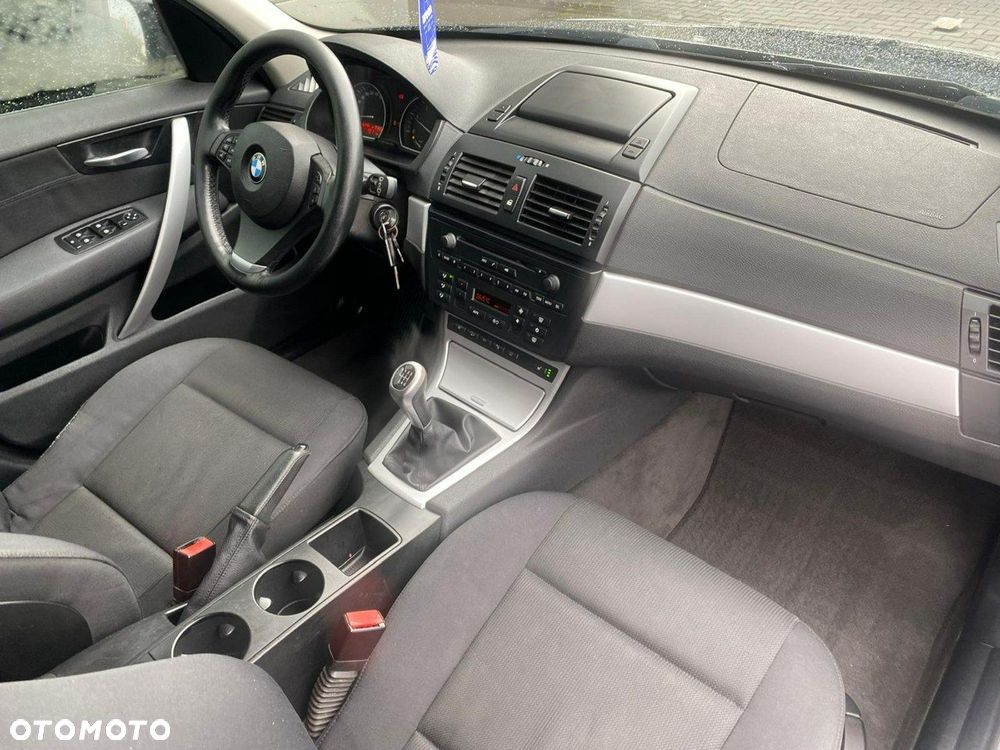 BMW X3 2.0d - 11