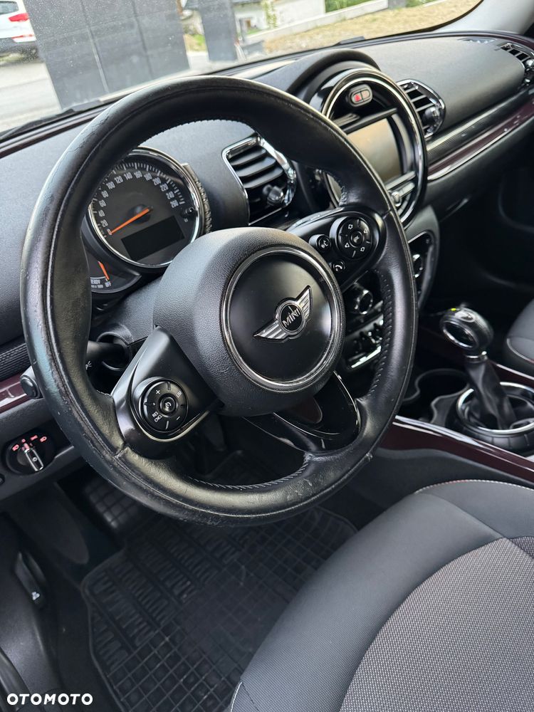 MINI Clubman Cooper D Untold Edition - 23