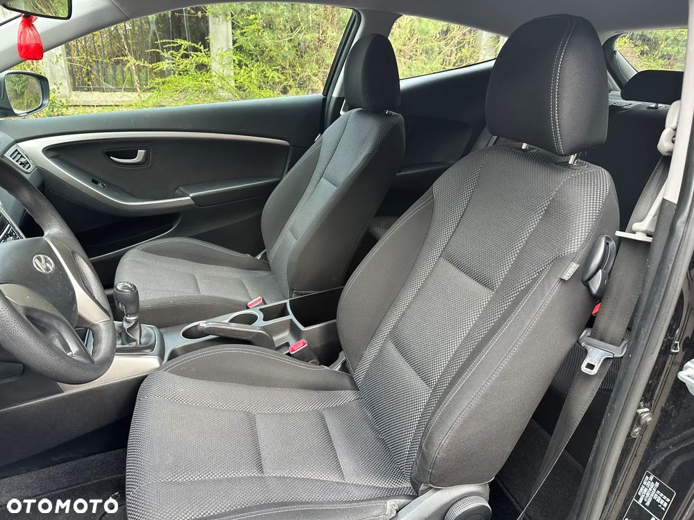 Hyundai i30 1.4 BlueDrive Comfort - 10