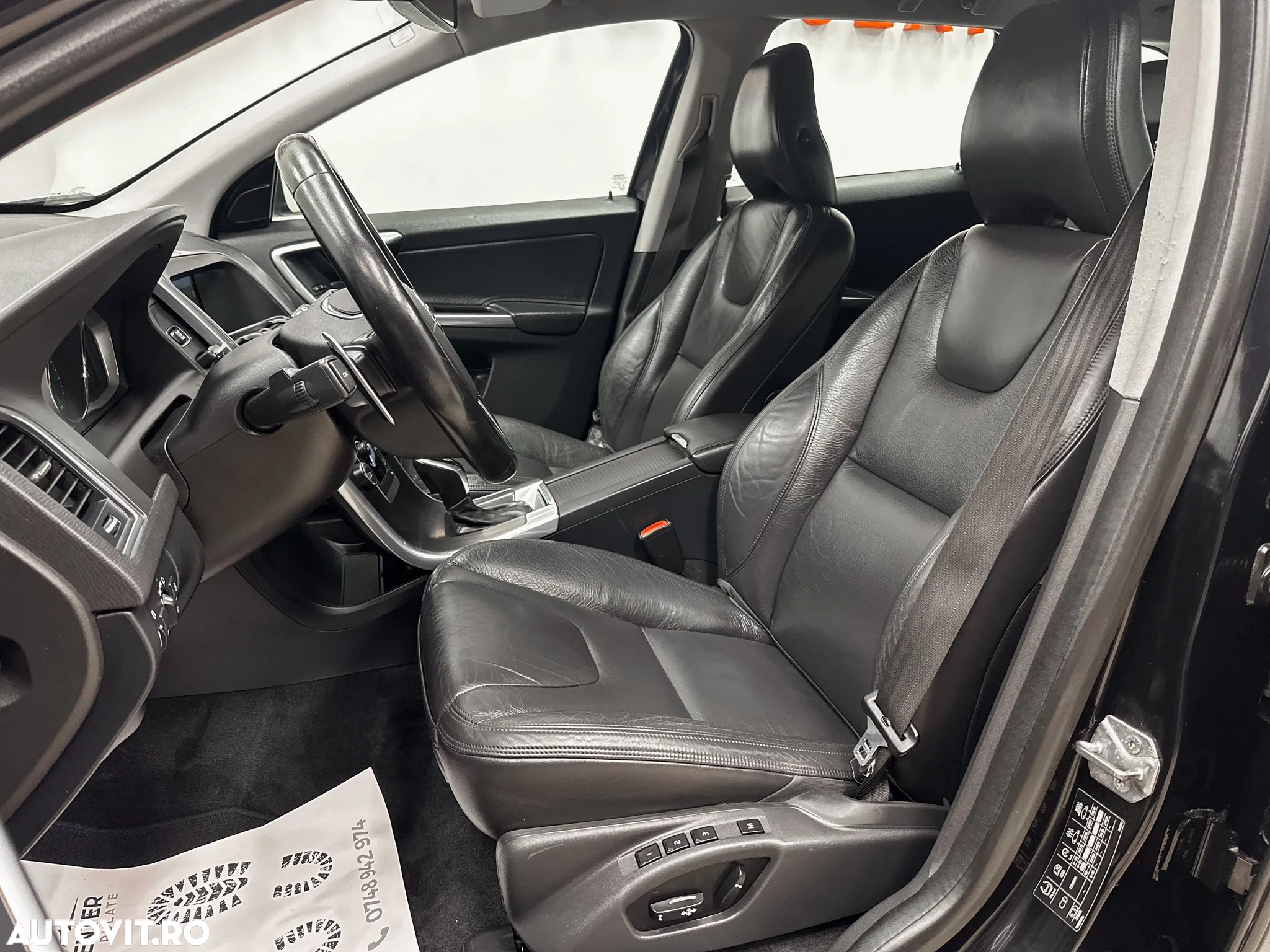 Volvo XC 60 2.4D AWD Aut. Summum - 18