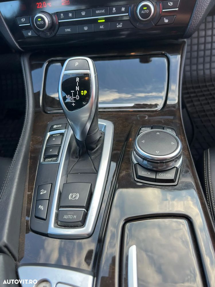 BMW Seria 5 535i xDrive AT - 14