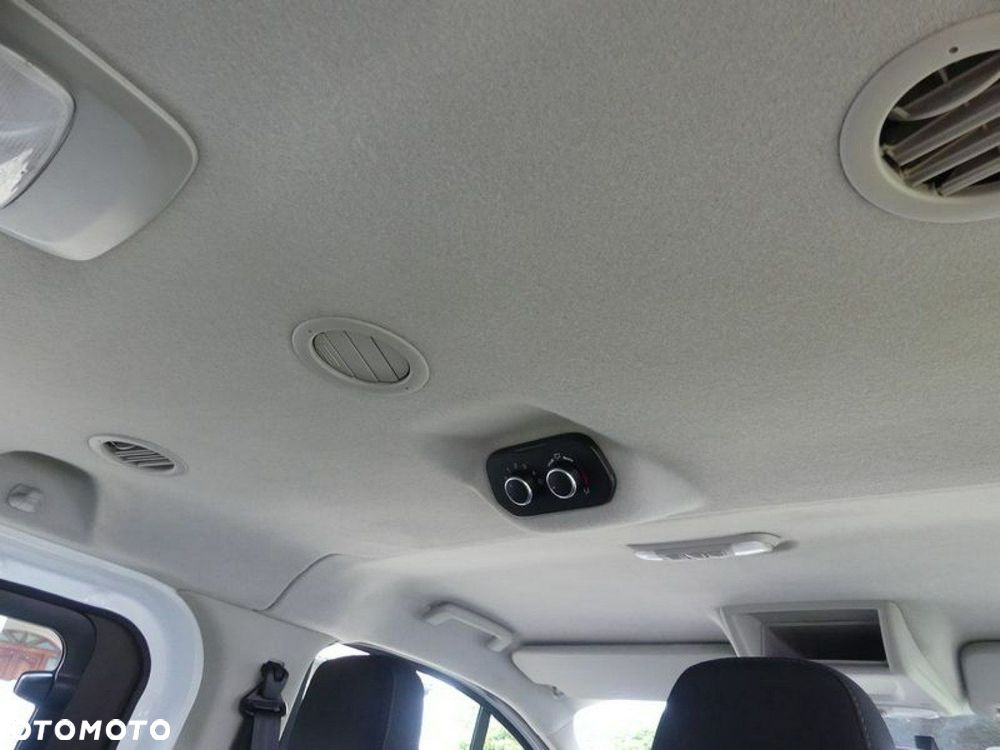 Ford Transit Custom - 10