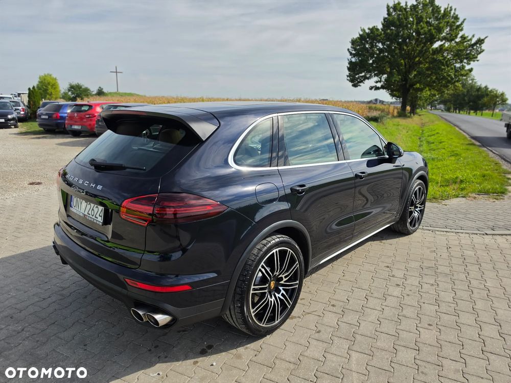 Porsche Cayenne S Platinum Edition - 10