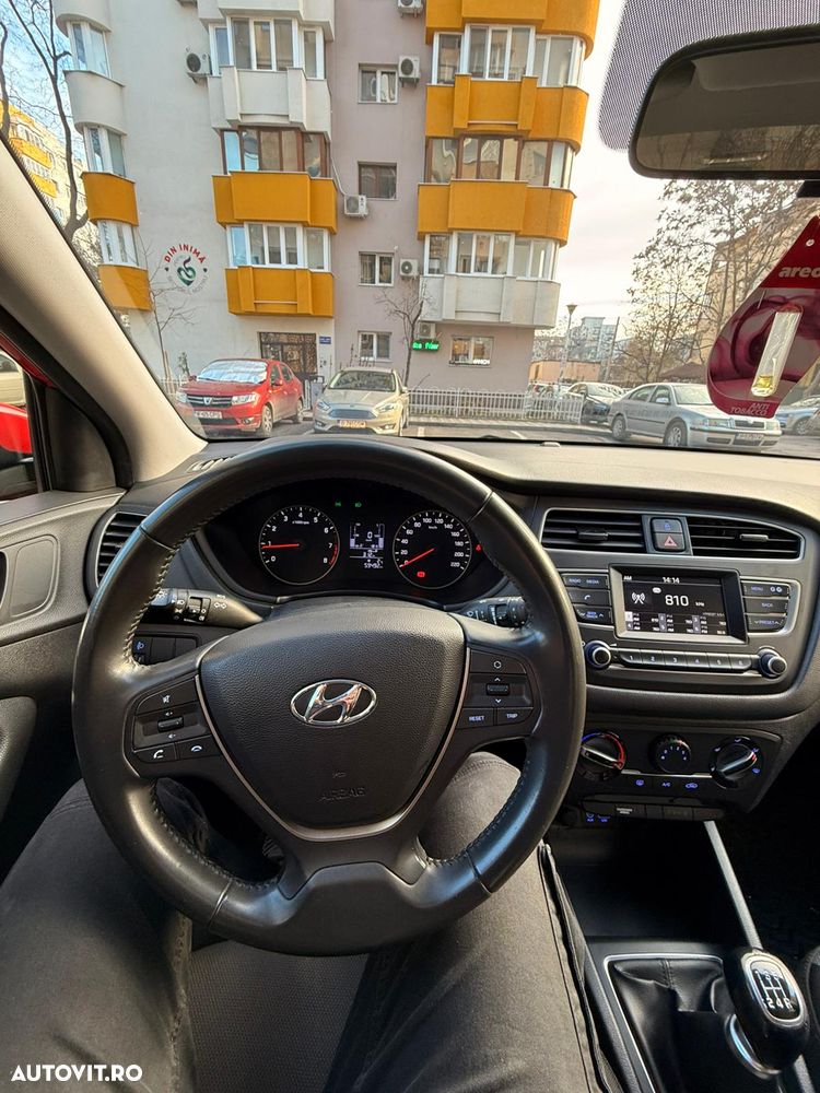 Hyundai i20 - 11