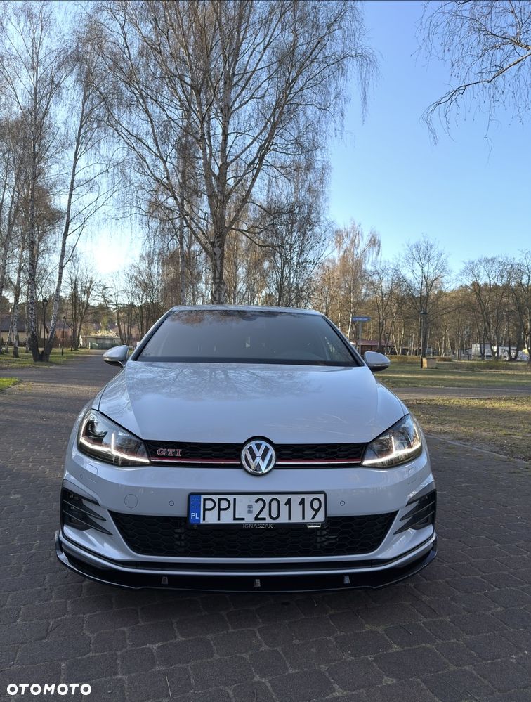 Volkswagen Golf GTI (BlueMotion Technology) DSG - 1
