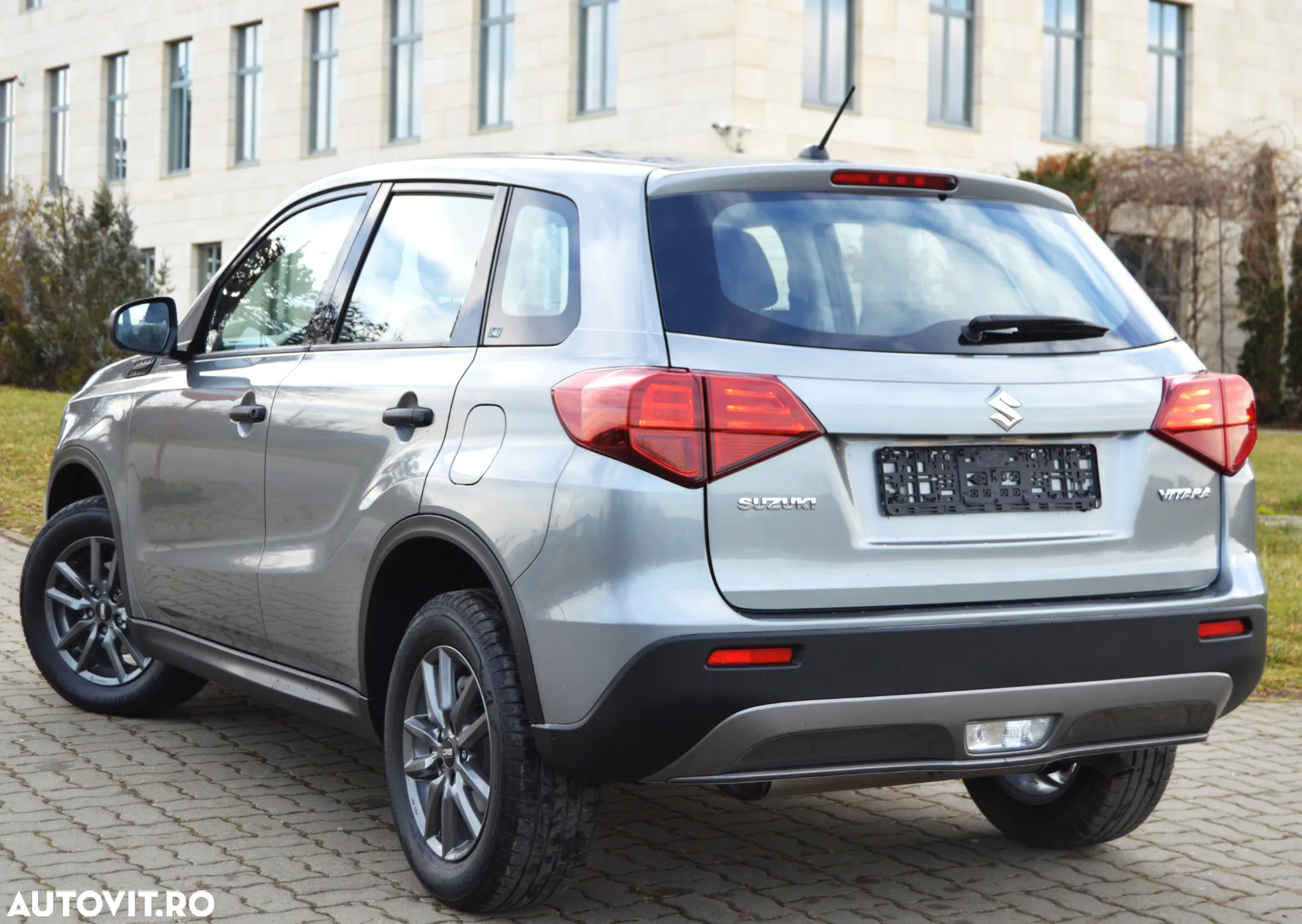 Suzuki Vitara - 5