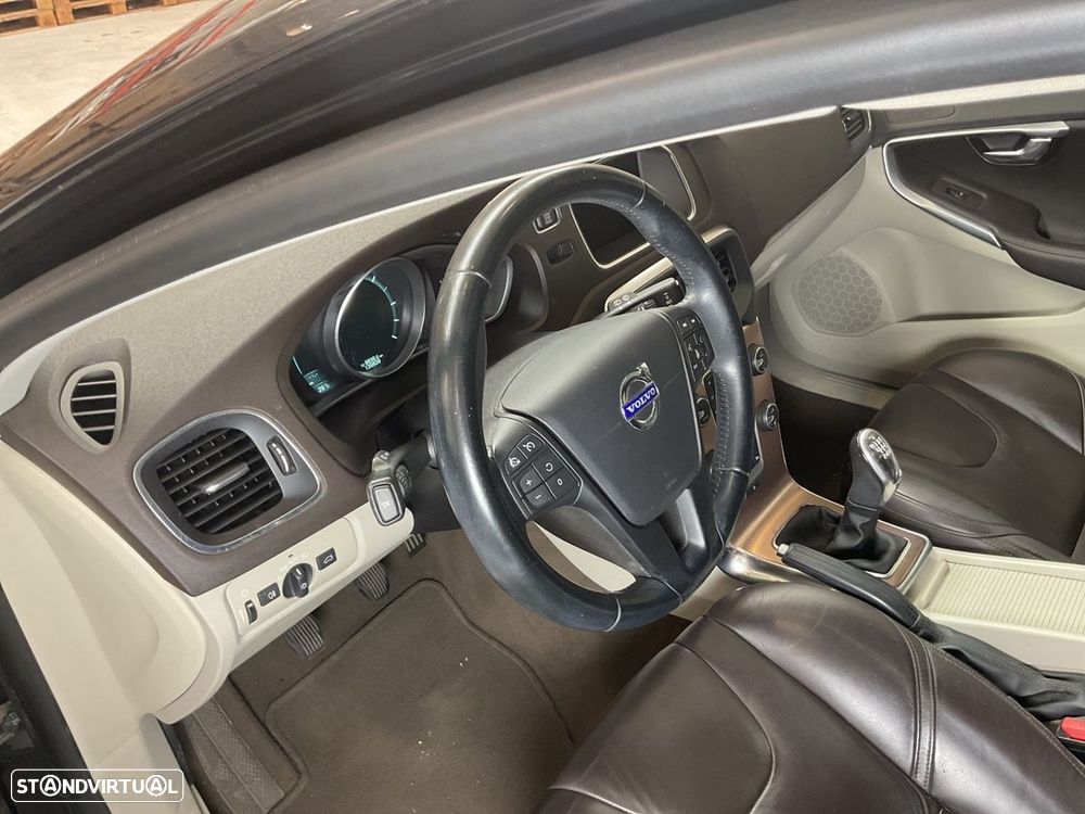Volvo V40 Cross Country D2 Summum - 6