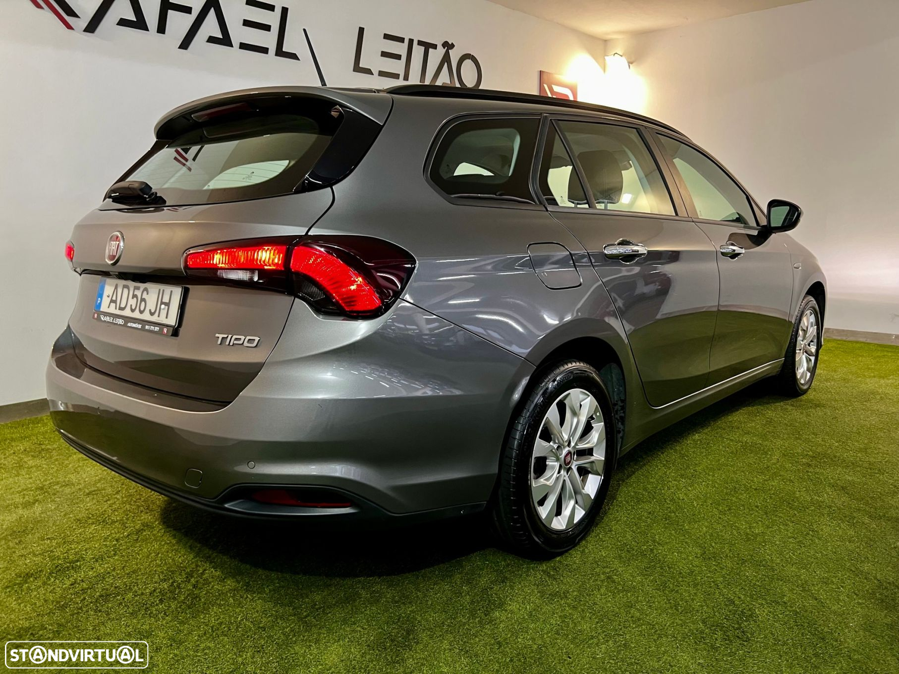 Fiat Tipo Station Wagon 1.3 M-Jet Lounge - 13