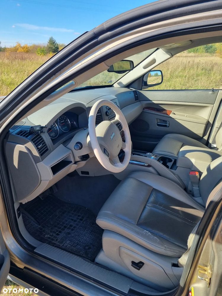 Jeep Grand Cherokee 05-07 - 9